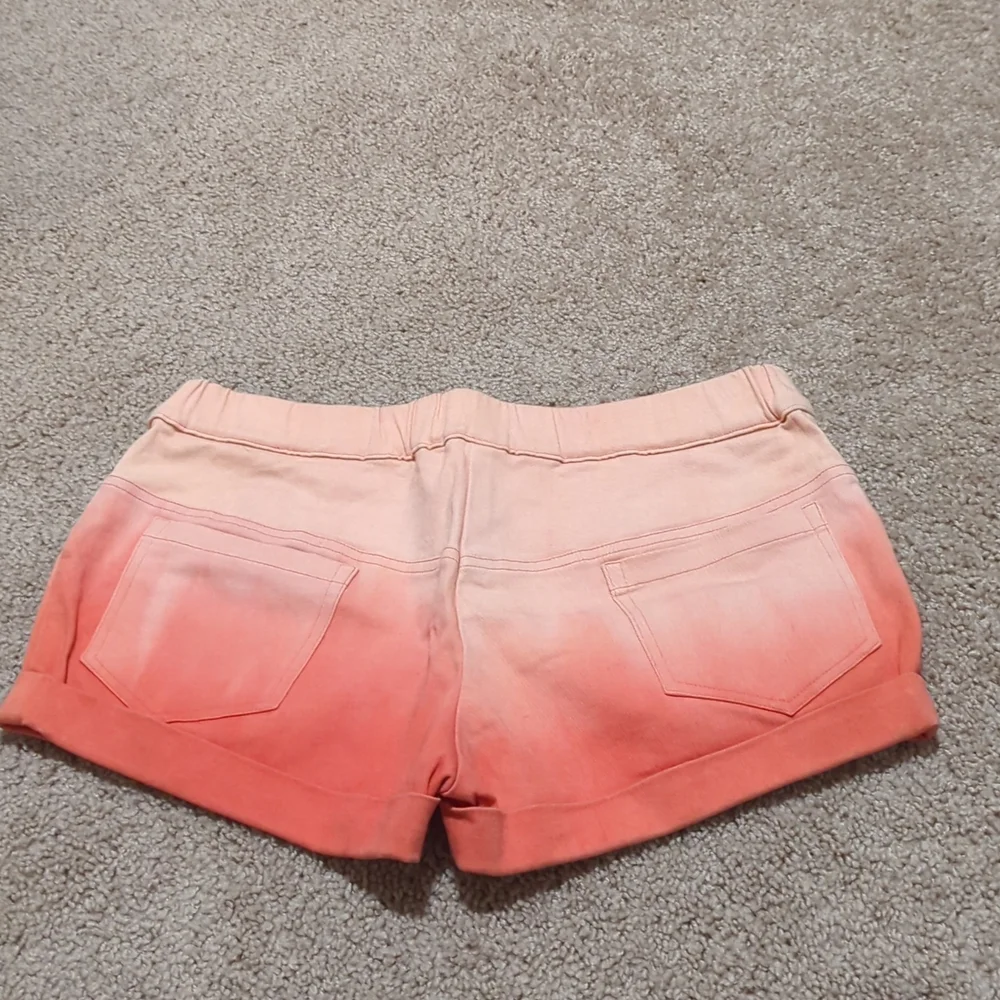 Denim shorts - Picture 2 of 4